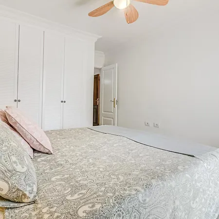La Caleta Comfortable 3 Apartamento *